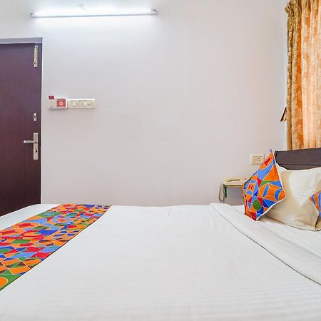 Fabexpress Its South East Residency Hotel Siruseri Exterior photo