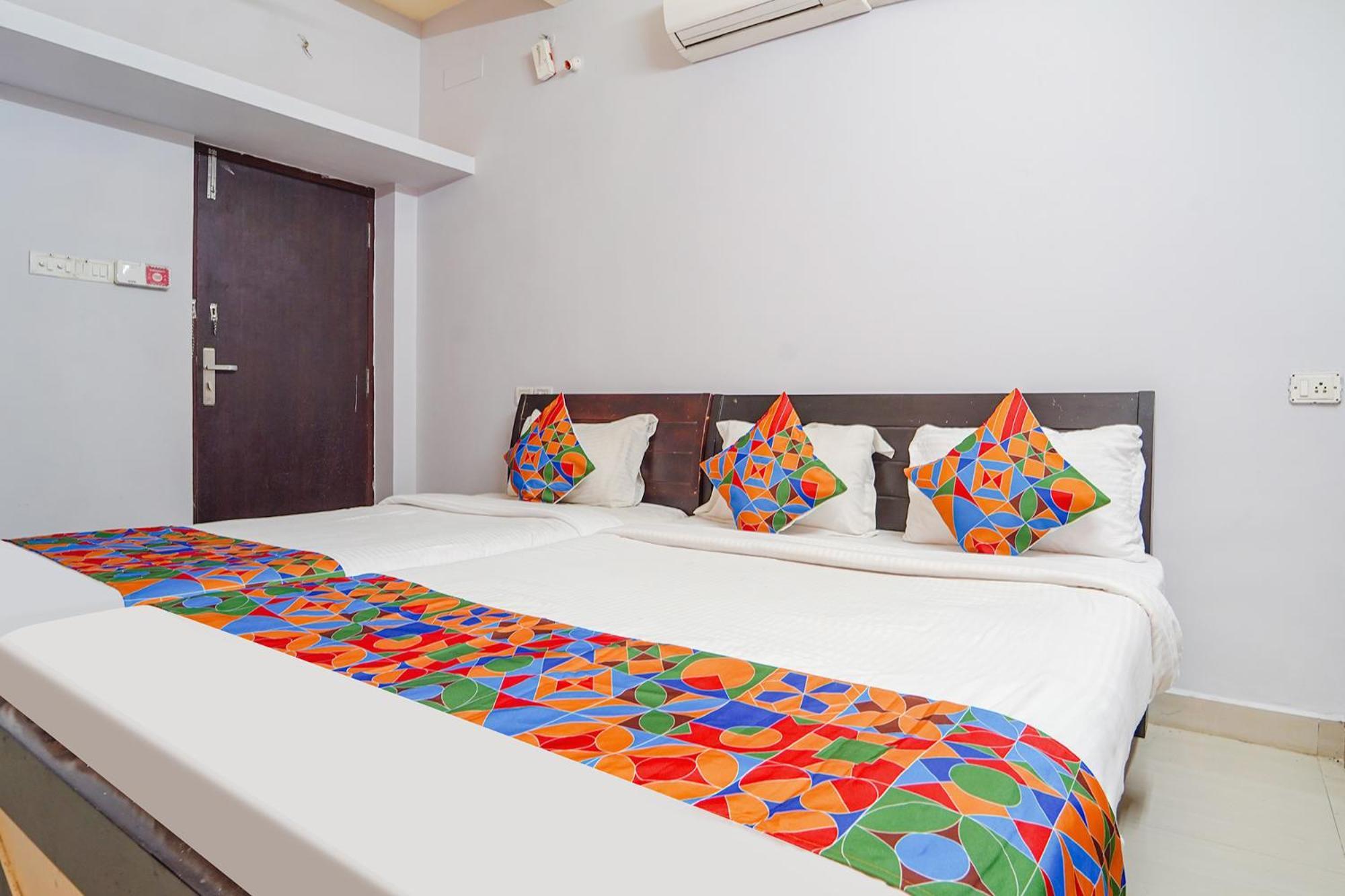 Fabexpress Its South East Residency Hotel Siruseri Exterior photo